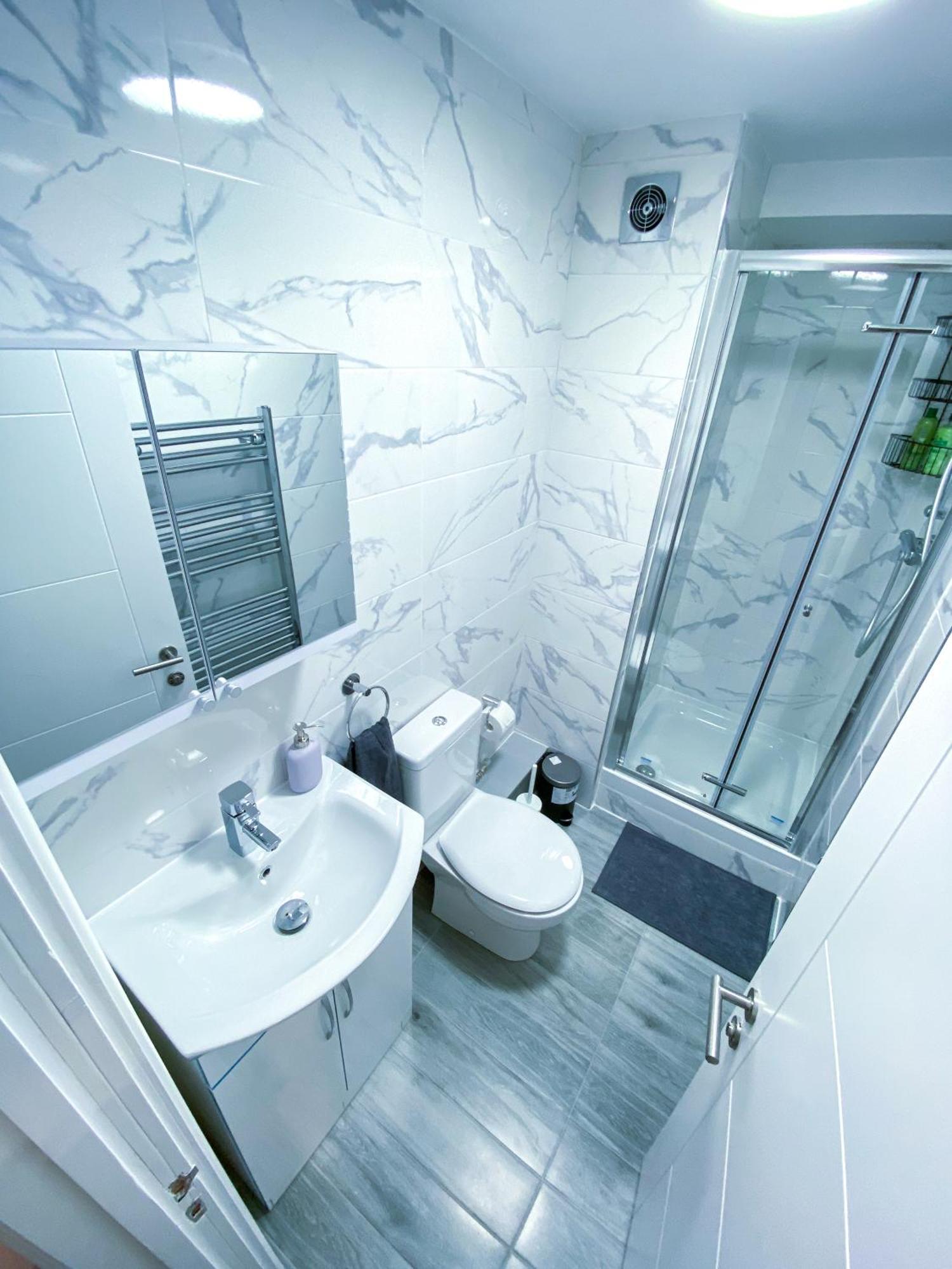 Spacious 2-Bedroom Flat In London - F3 Extérieur photo