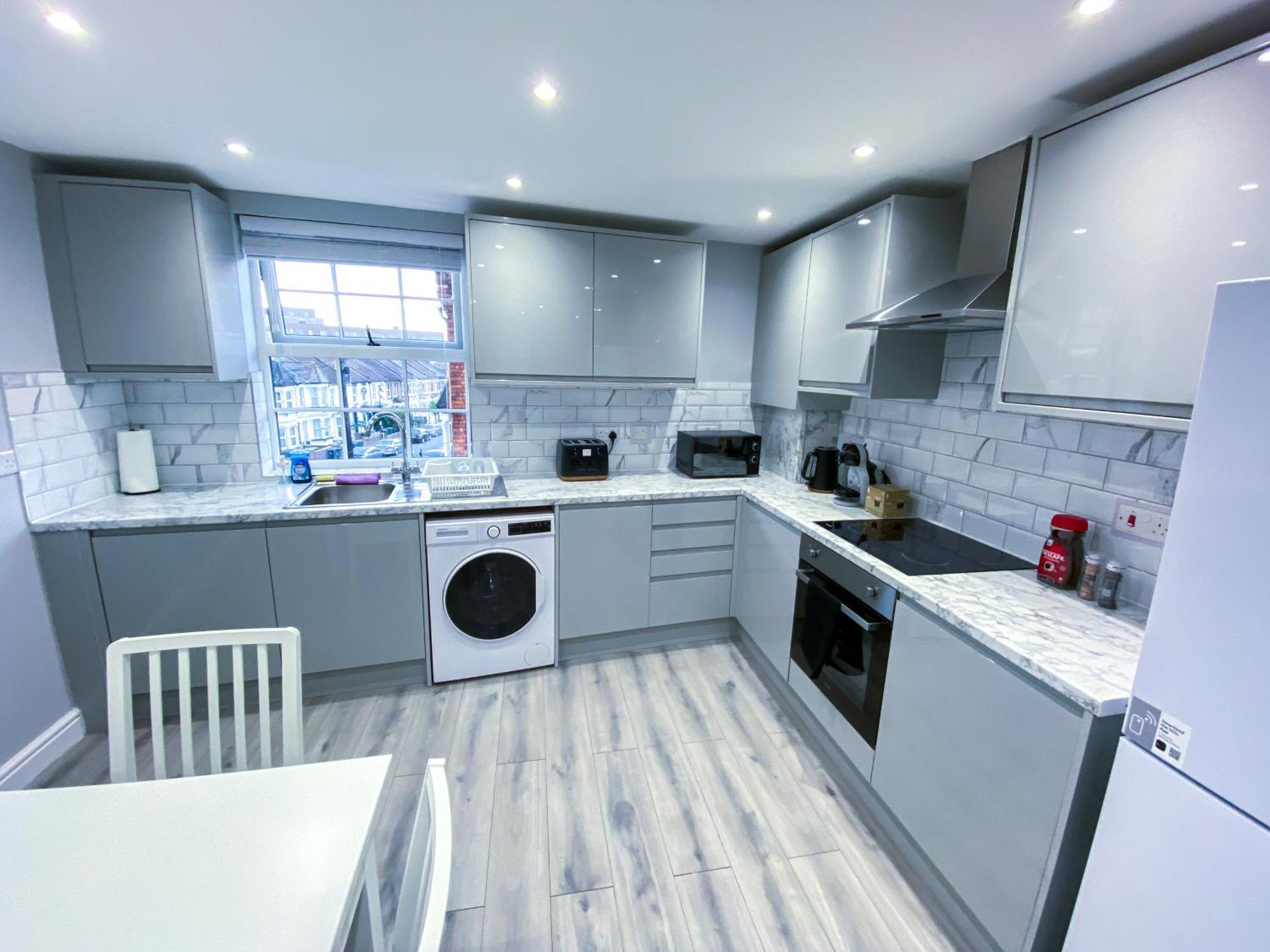 Spacious 2-Bedroom Flat In London - F3 Extérieur photo